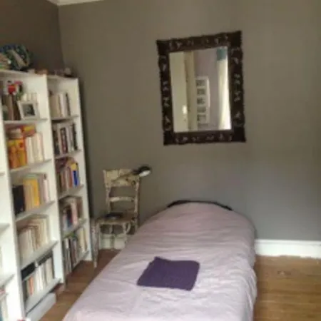 Holiday home Loue Mancelle Typique Gare Le Mans